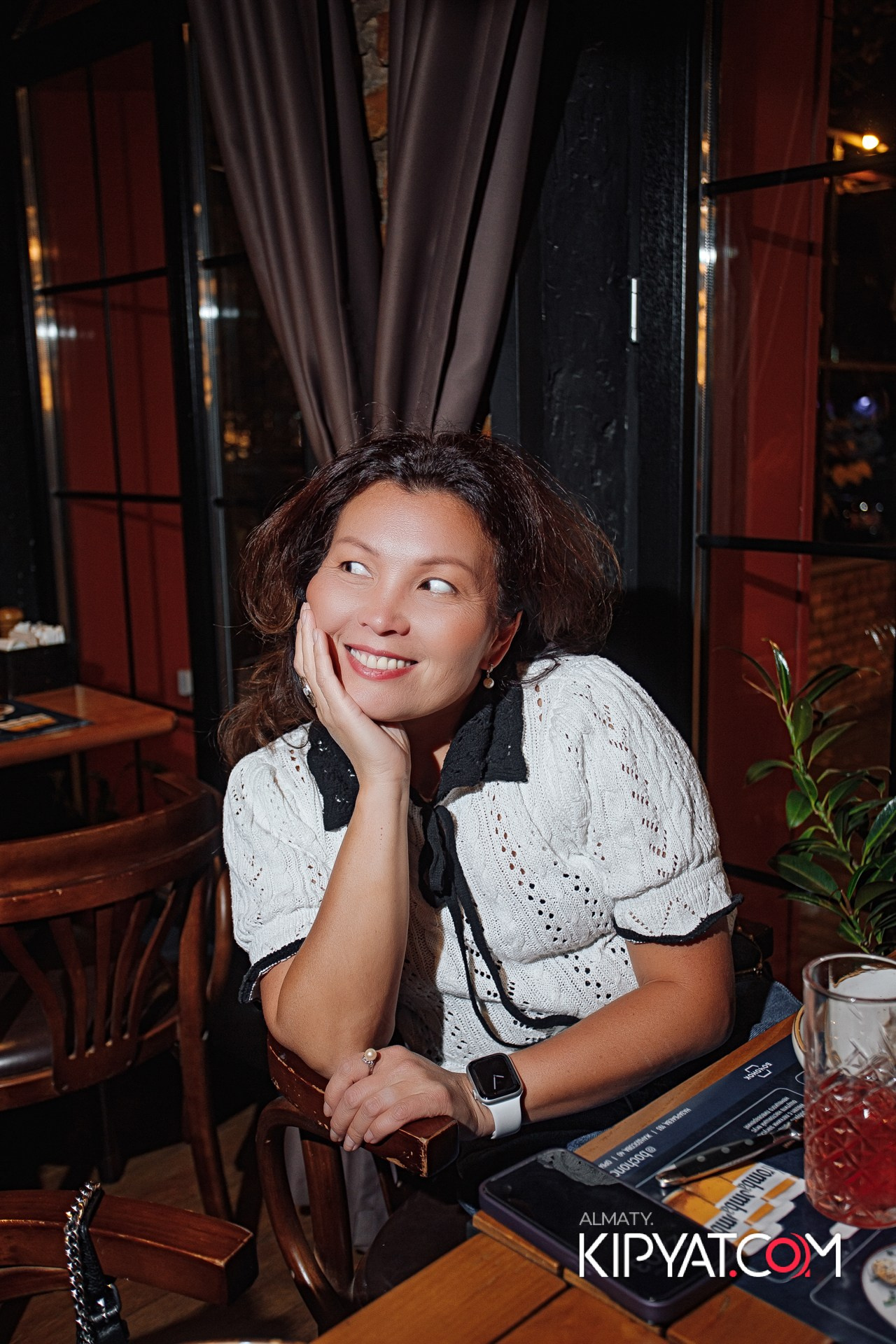 БОЧОНОК НА ЖАНДОСОВА. КИПЯТКОМ АЛМАТЫ!