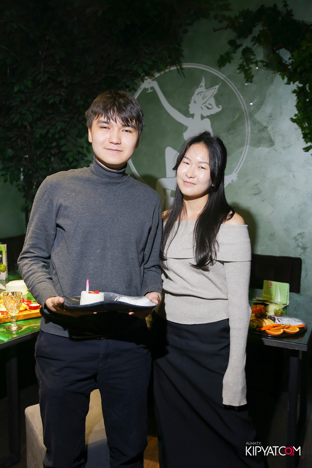 УХО И МЕДВЕДЬ НА САИНА. КИПЯТКОМ АЛМАТЫ! Фотосъемка мероприятий в Алматы