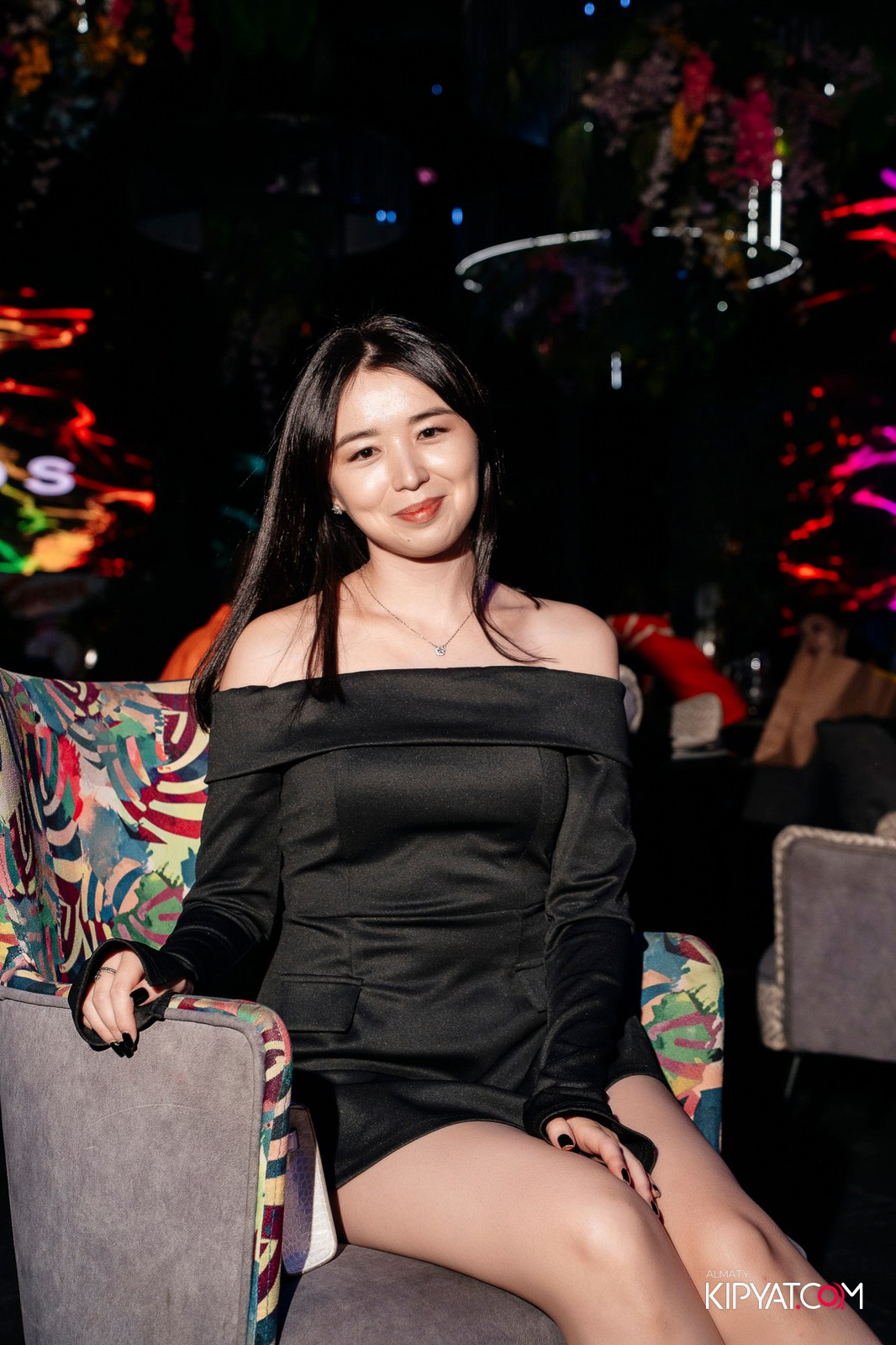 FRIENDS BAR & TERRACE. КИПЯТКОМ АЛМАТЫ!