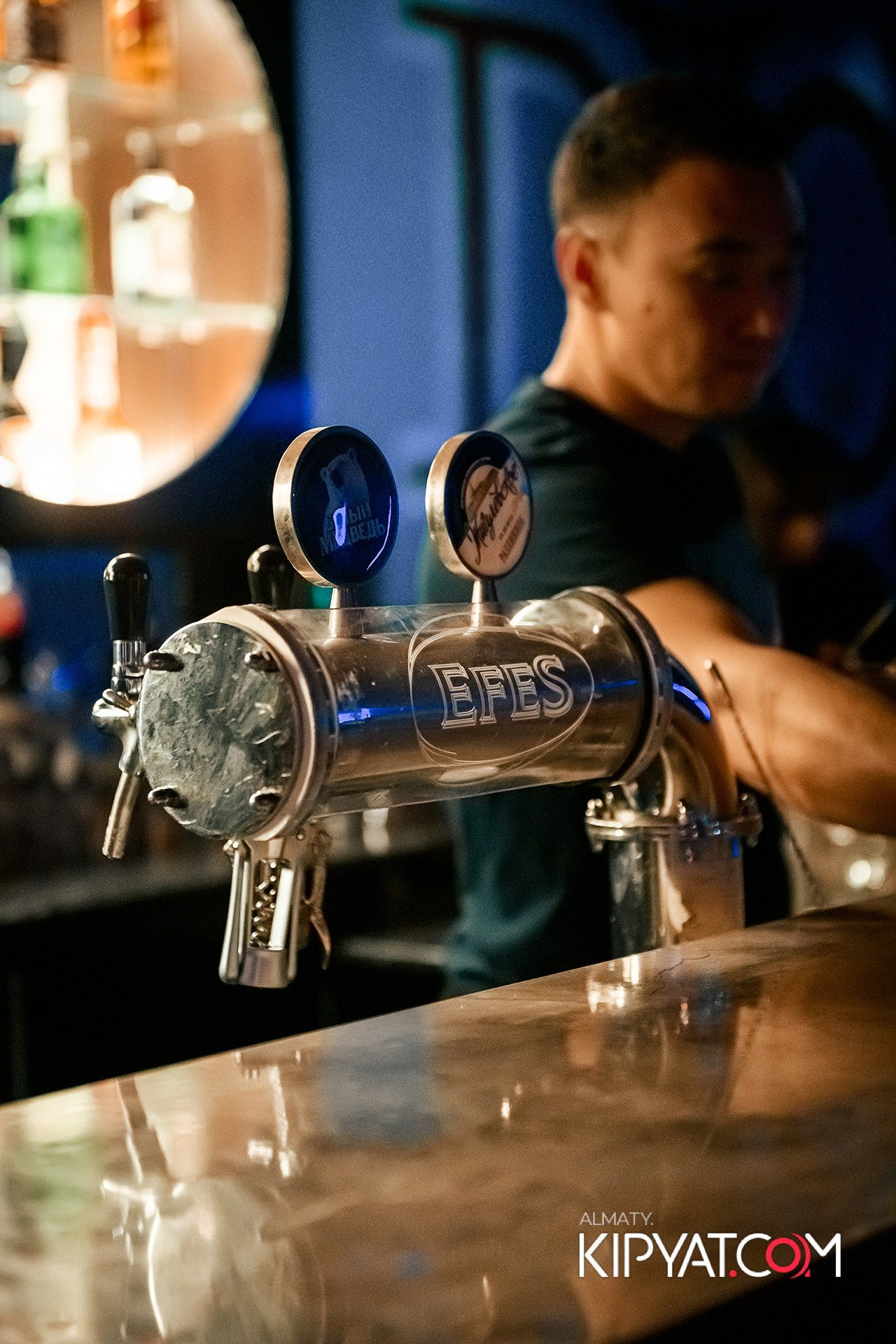 DOS 1 BAR. КИПЯТКОМ АЛМАТЫ!