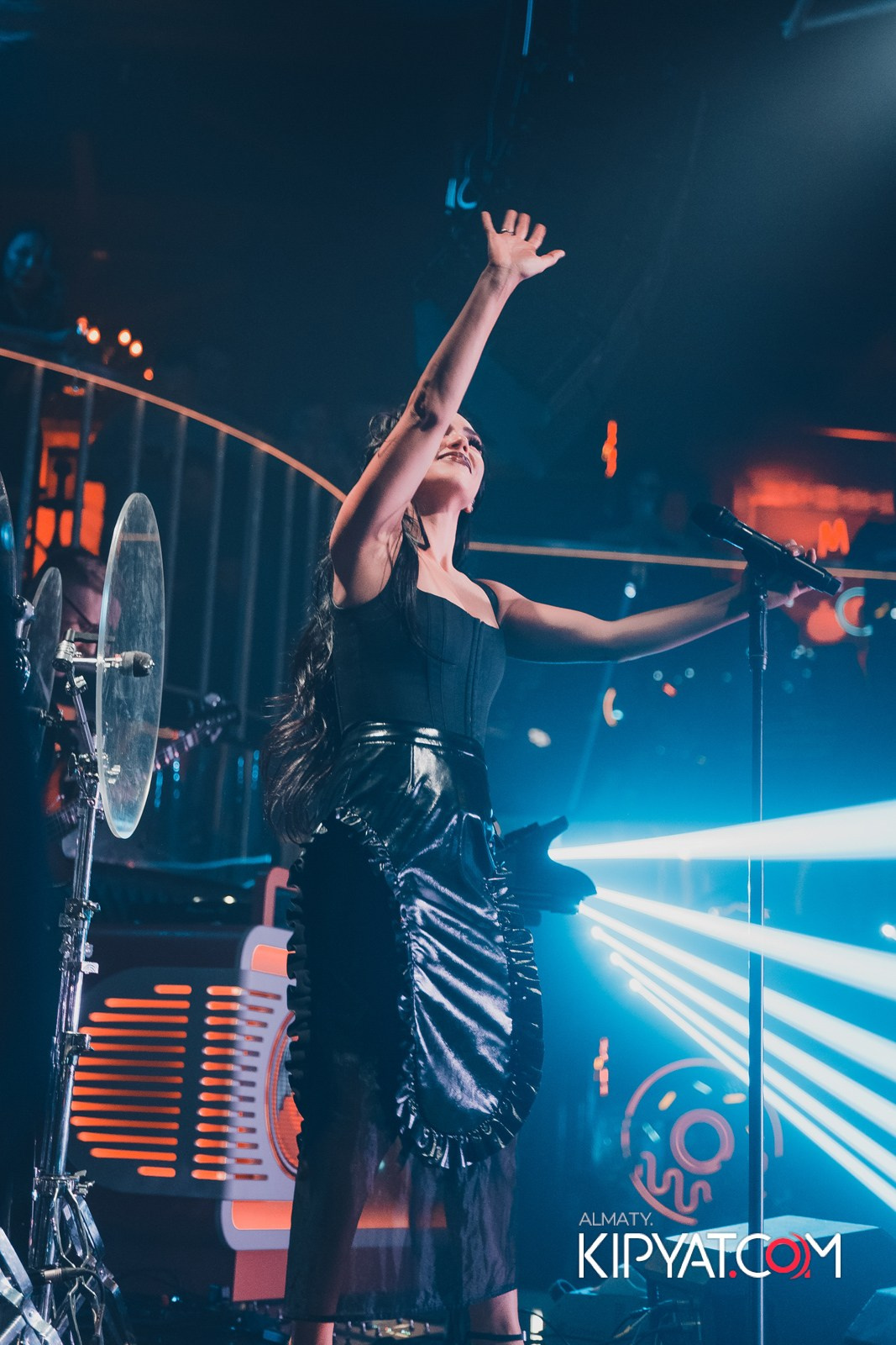 SANTA BARBARA — ВЫСТУПЛЕНИЕ ОЛЬГИ СЕРЯБКИНОЙ. КИПЯТКОМ АЛМАТЫ!