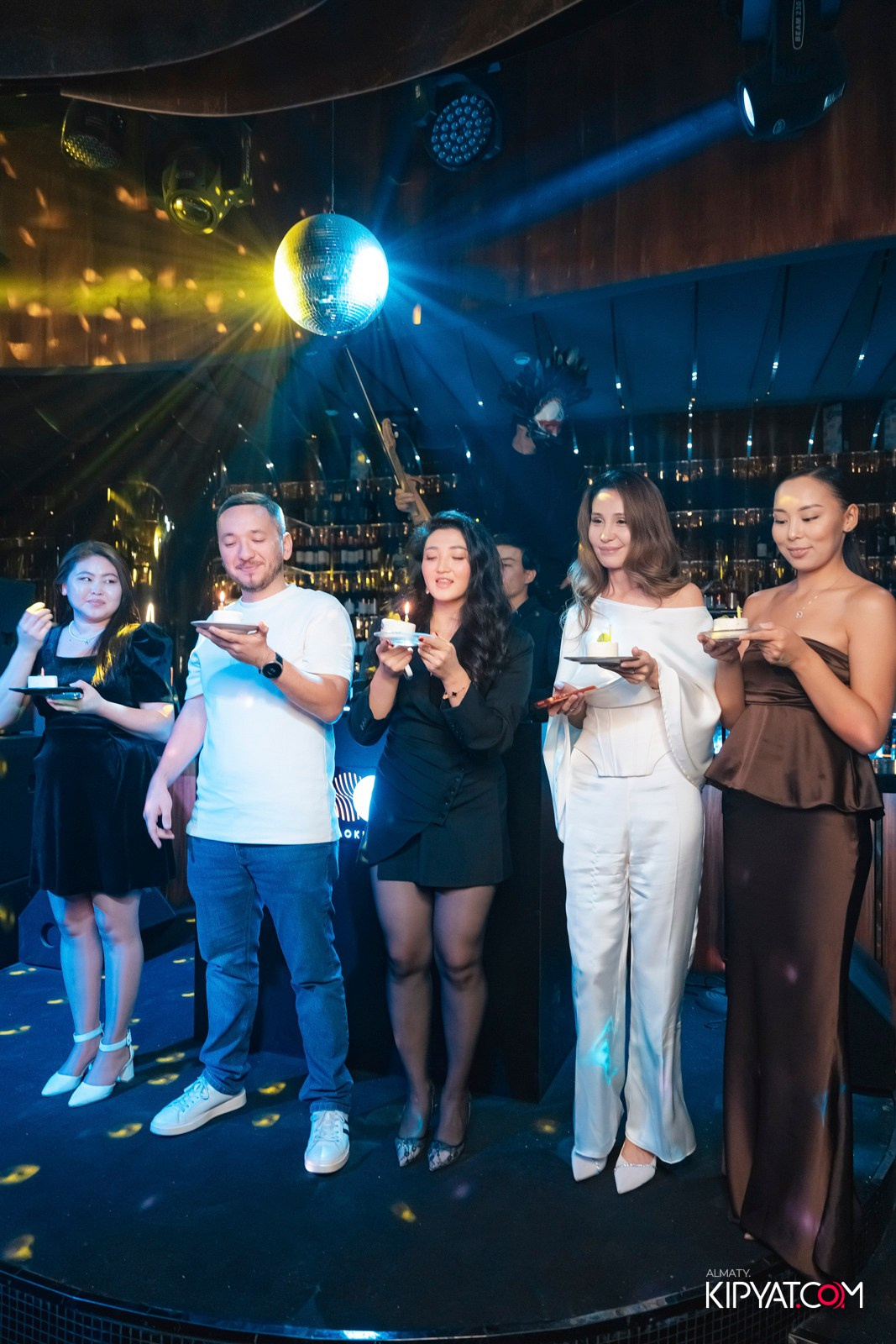 MOOD KARAOKE & TERRACE. КИПЯТКОМ АЛМАТЫ!