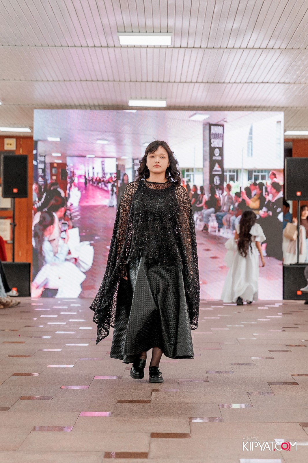 JUNIOR FASHION SHOW. КИПЯТКОМ АЛМАТЫ!