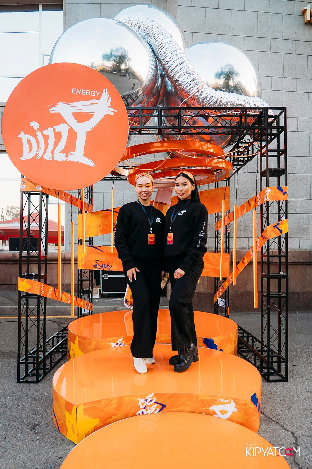 КОНЦЕРТ МИРАСА ЖУГУНУСОВА НА ЦЕНТРАЛЬНОМ СТАДИОНЕ. КИПЯТКОМ АЛМАТЫ!