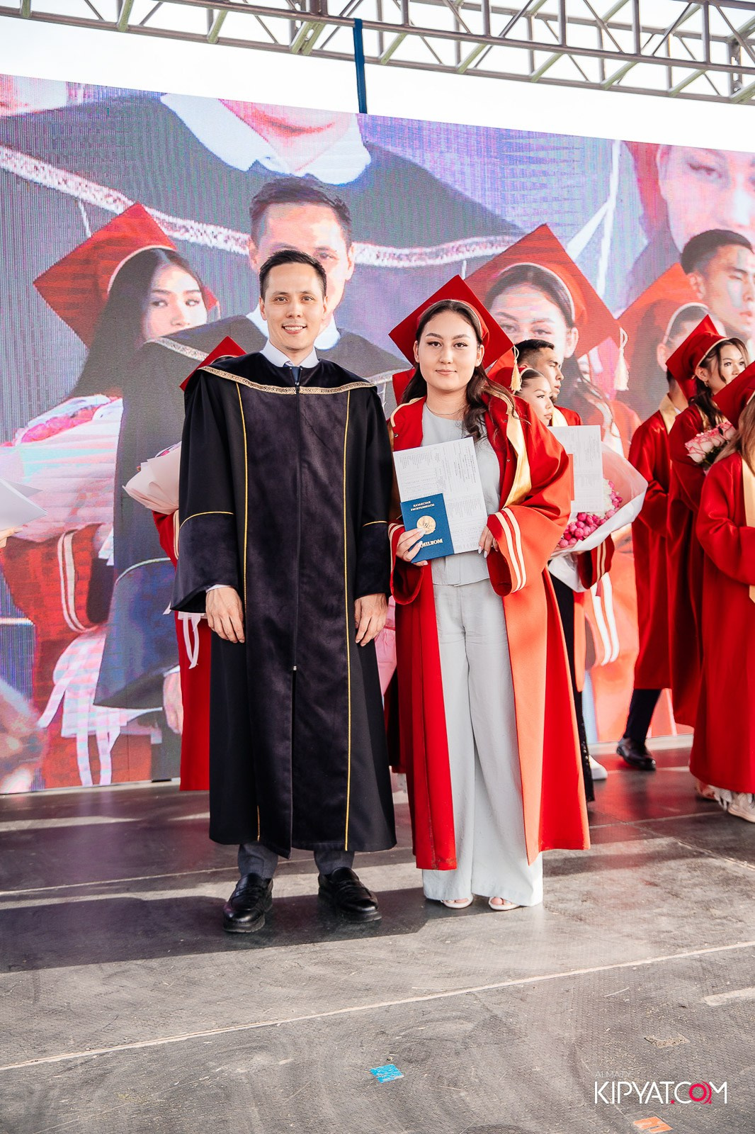 ВРУЧЕНИЕ ДИПЛОМОВ — НАРХОЗ КОЛЛЕДЖ. Part 3. КИПЯТКОМ АЛМАТЫ!