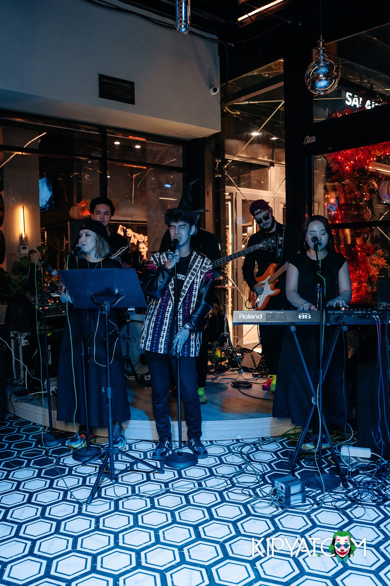 NOODLES. КИПЯТКОМ АЛМАТЫ!