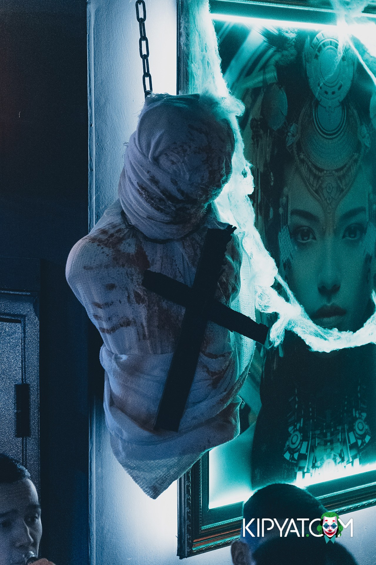 UYAT EMES BAR. КИПЯТКОМ АЛМАТЫ!