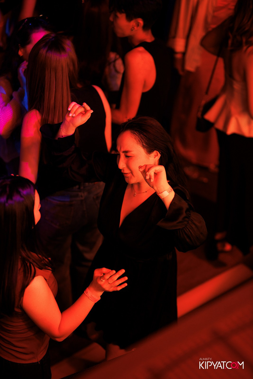 EVENT BAR. КИПЯТКОМ АЛМАТЫ!