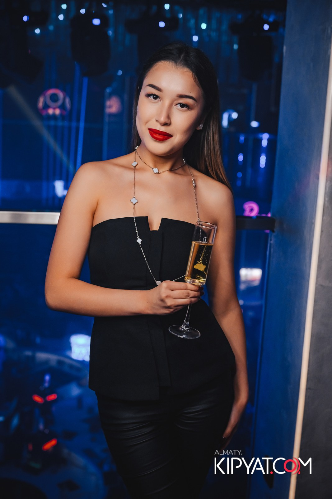 SANTA BARBARA — ВЫСТУПЛЕНИЕ ОЛЬГИ СЕРЯБКИНОЙ. КИПЯТКОМ АЛМАТЫ!