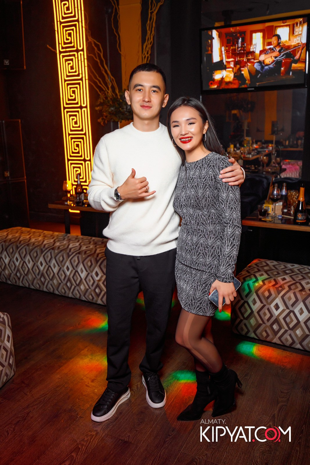 УХО И МЕДВЕДЬ НА ГАГАРИНА. КИПЯТКОМ АЛМАТЫ!