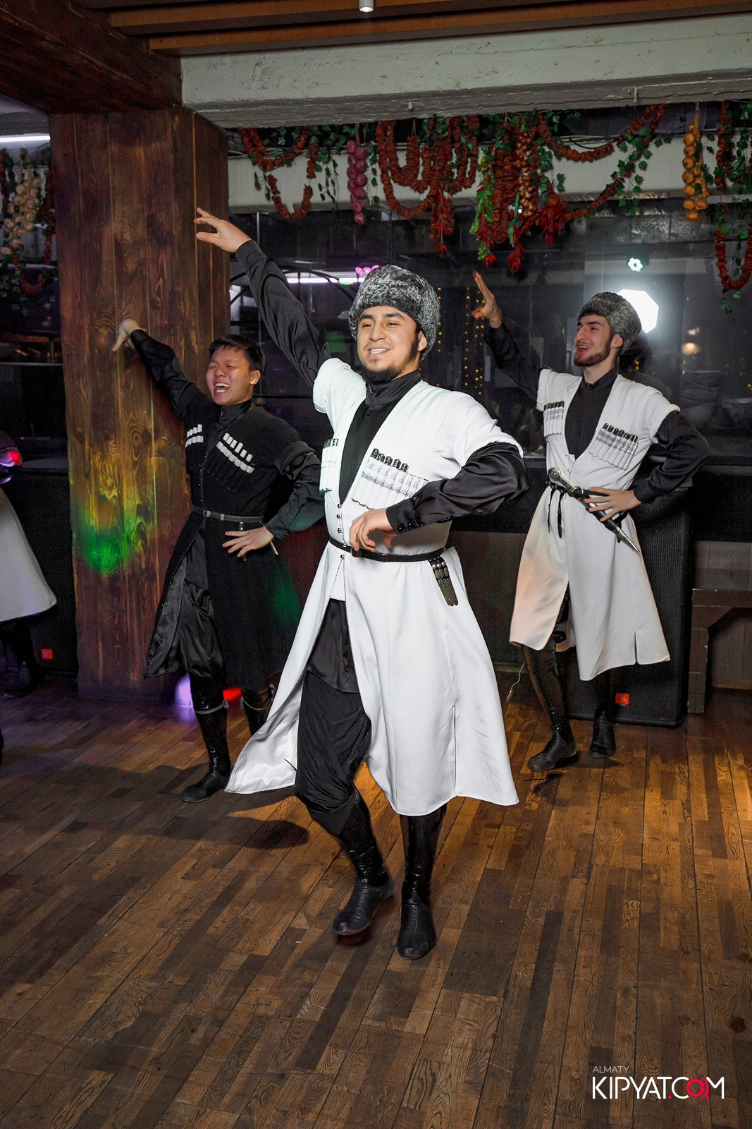 ВАХТАНГУРИ. КИПЯТКОМ АЛМАТЫ! Фотосъемка мероприятий в Алматы