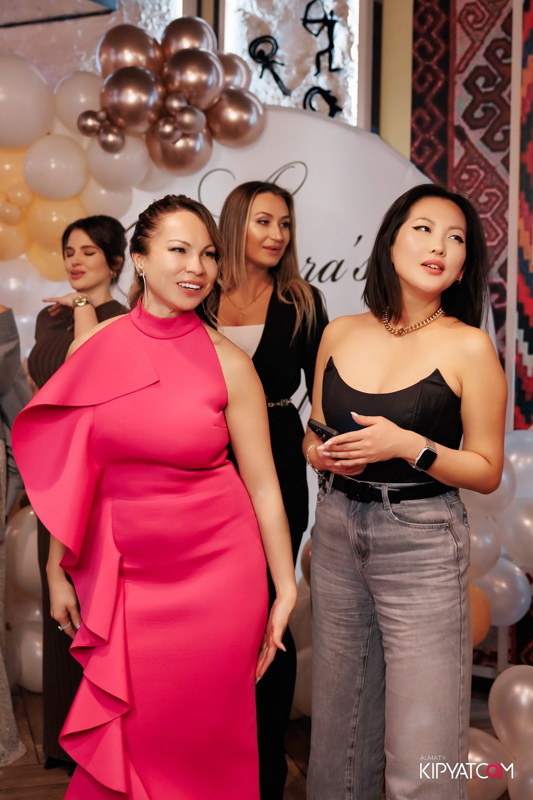 ЗАЯ, НА БИС. КИПЯТКОМ АЛМАТЫ!