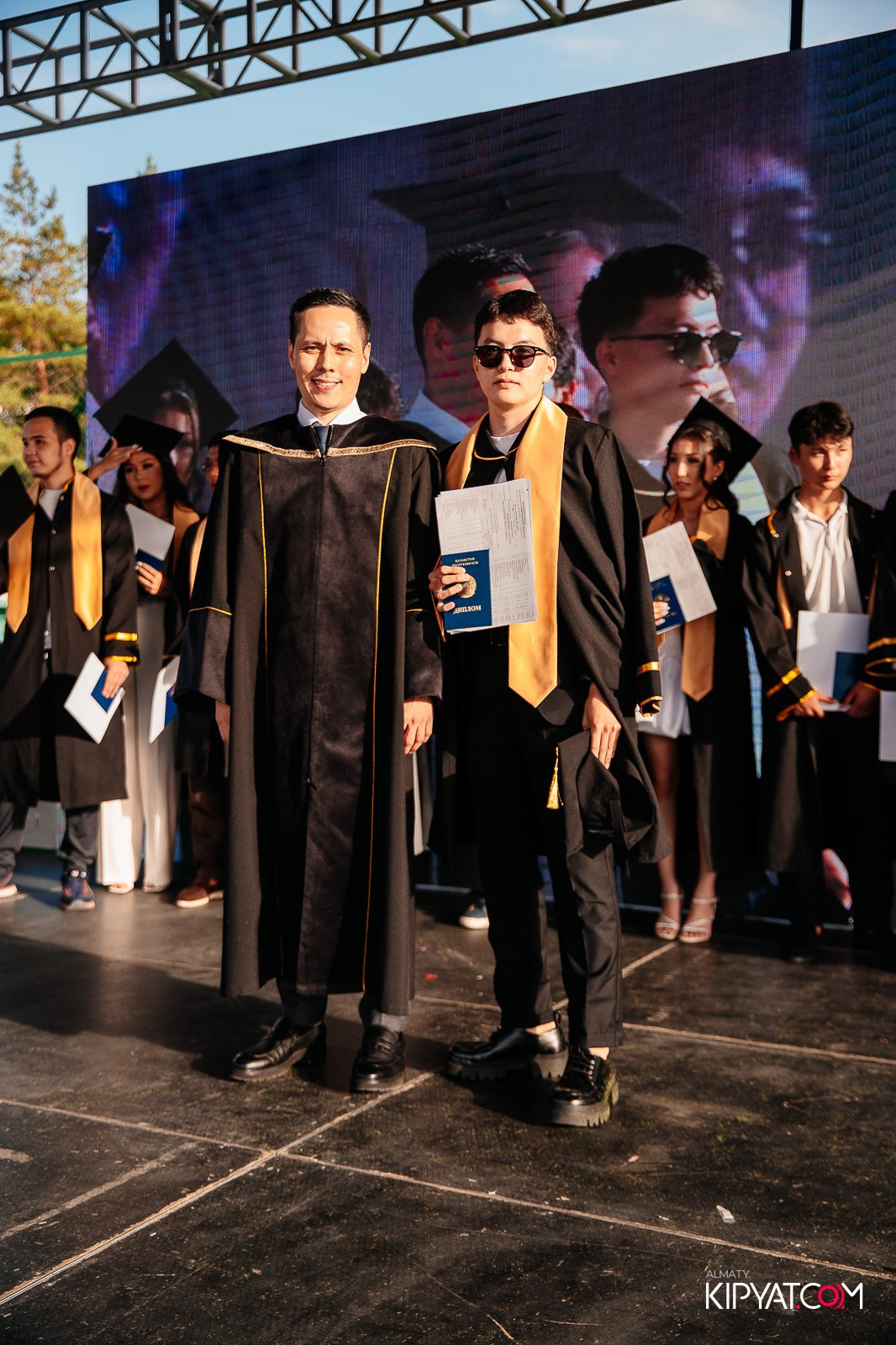 ВРУЧЕНИЕ ДИПЛОМОВ — НАРХОЗ КОЛЛЕДЖ. Part 3. КИПЯТКОМ АЛМАТЫ!