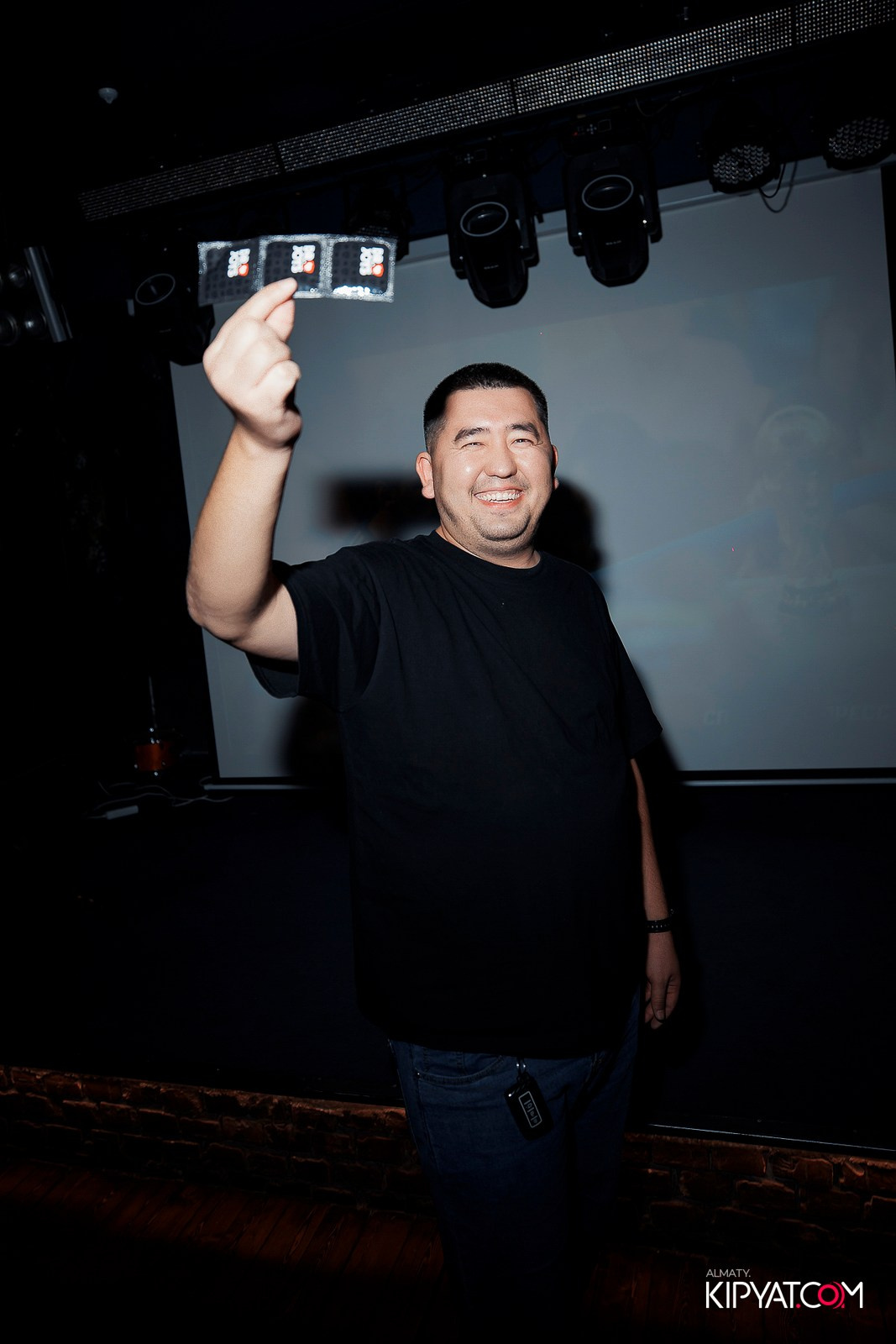 MUNCHEN PUB NA PANFILOVA. КИПЯТКОМ АЛМАТЫ!