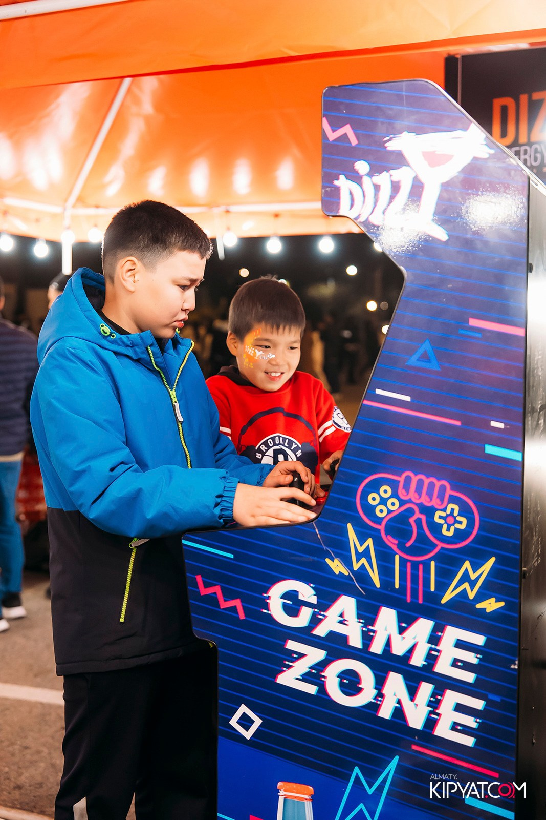 КОНЦЕРТ МИРАСА ЖУГУНУСОВА НА ЦЕНТРАЛЬНОМ СТАДИОНЕ. КИПЯТКОМ АЛМАТЫ!