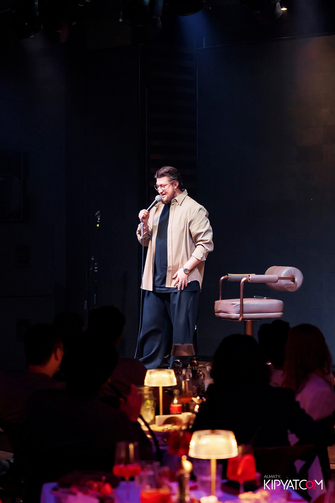 STAND UP КОНЦЕРТ АЛЕКСАНДА МЕРКУЛЬ. КИПЯТКОМ АЛМАТЫ! Фотосъемка мероприятий в Алматы