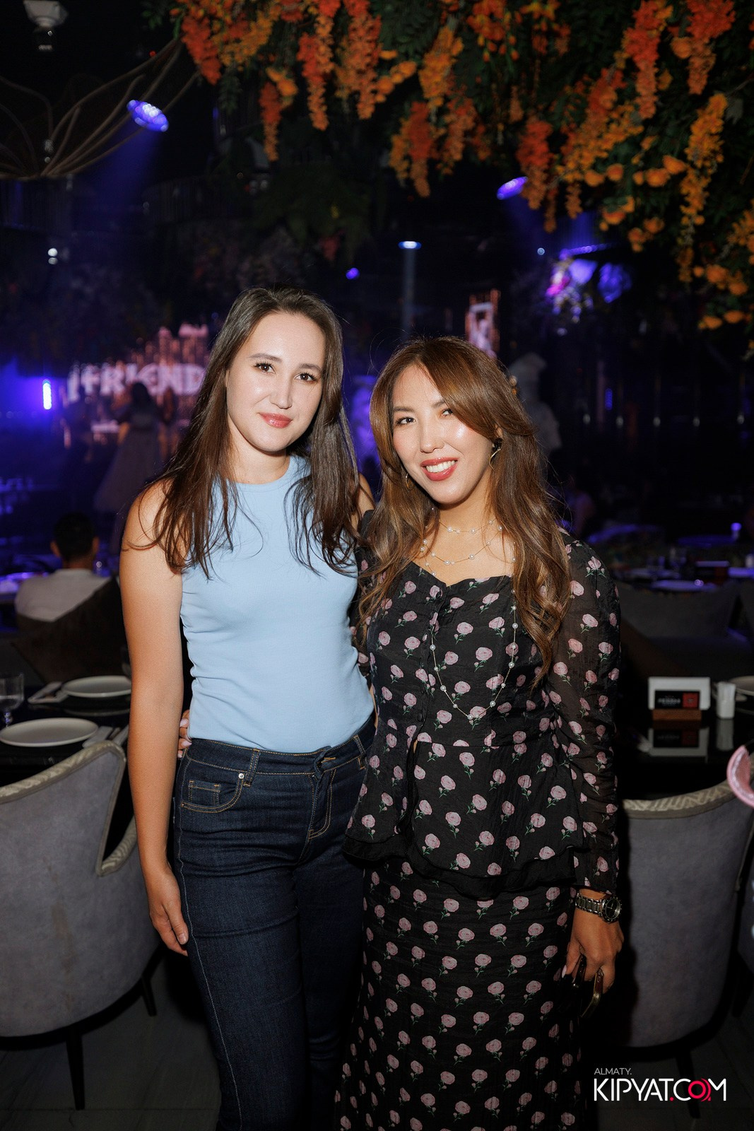 FRIENDS BAR & TERRACE. КИПЯТКОМ АЛМАТЫ! Фотосъемка мероприятий в Алматы