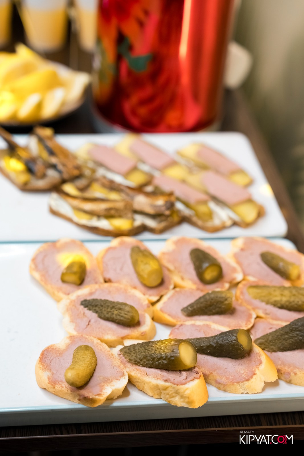 ВЕЧЕРИНКА 2000-Х ШИШКА PREMIUM. КИПЯТКОМ АЛМАТЫ!