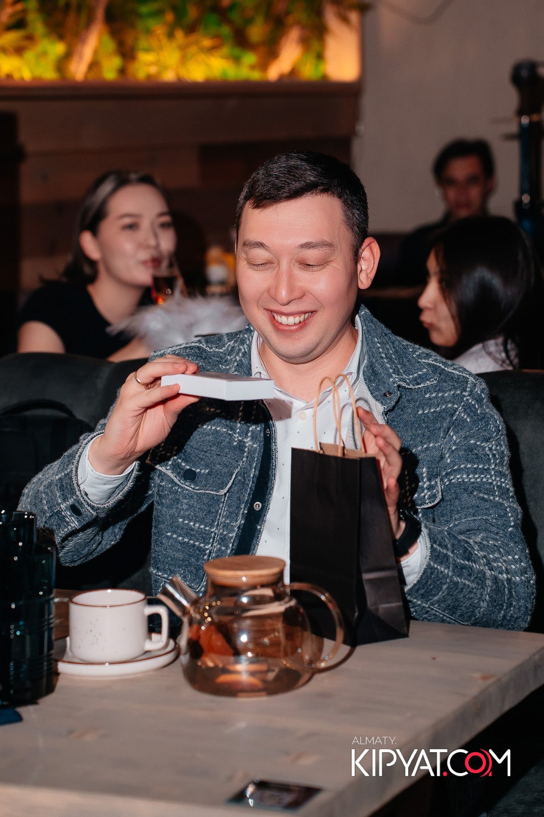 AVENUE ДЕНЬ РОЖДЕНИЯ — 12 ЛЕТ. КИПЯТКОМ АЛМАТЫ! Фотосъемка мероприятий в Алматы