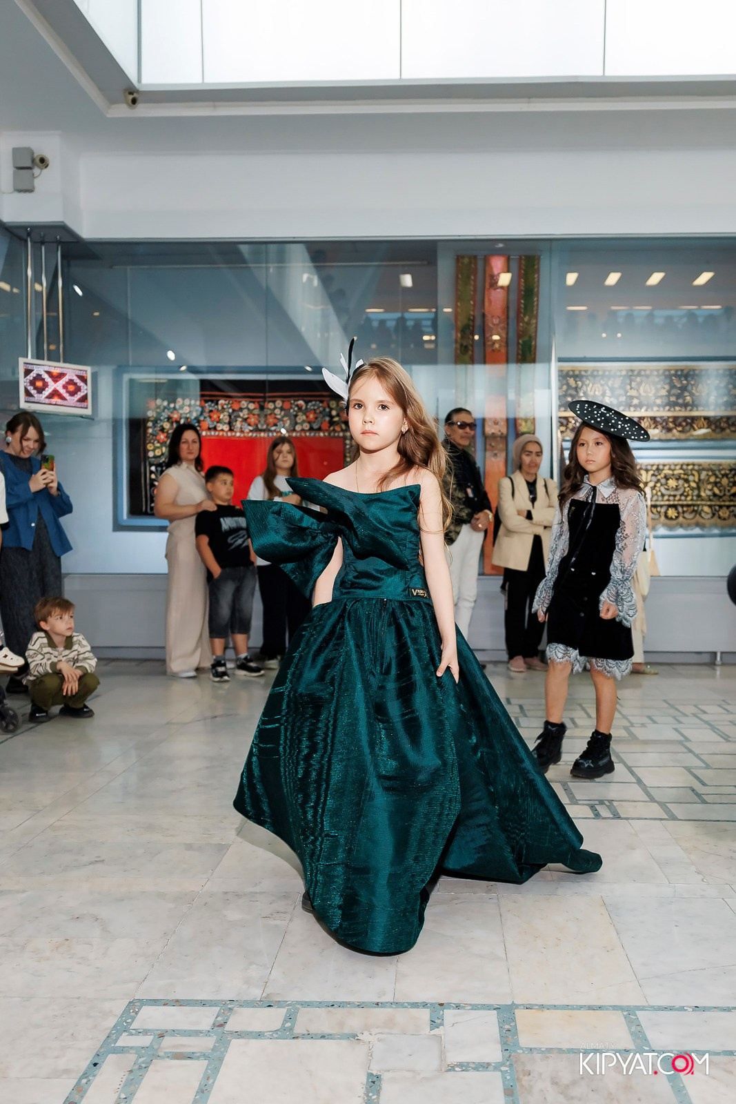 JUNIOR MODELS SHOW. ПЕРФОМАНС НОЧЬ В МУЗЕЕ. КИПЯТКОМ АЛМАТЫ! Фотосъемка мероприятий в Алматы