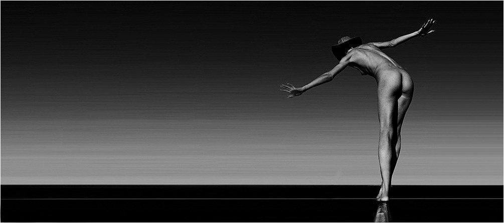 Индустриальное Ню. Московский фотограф Дмитрий Потапов