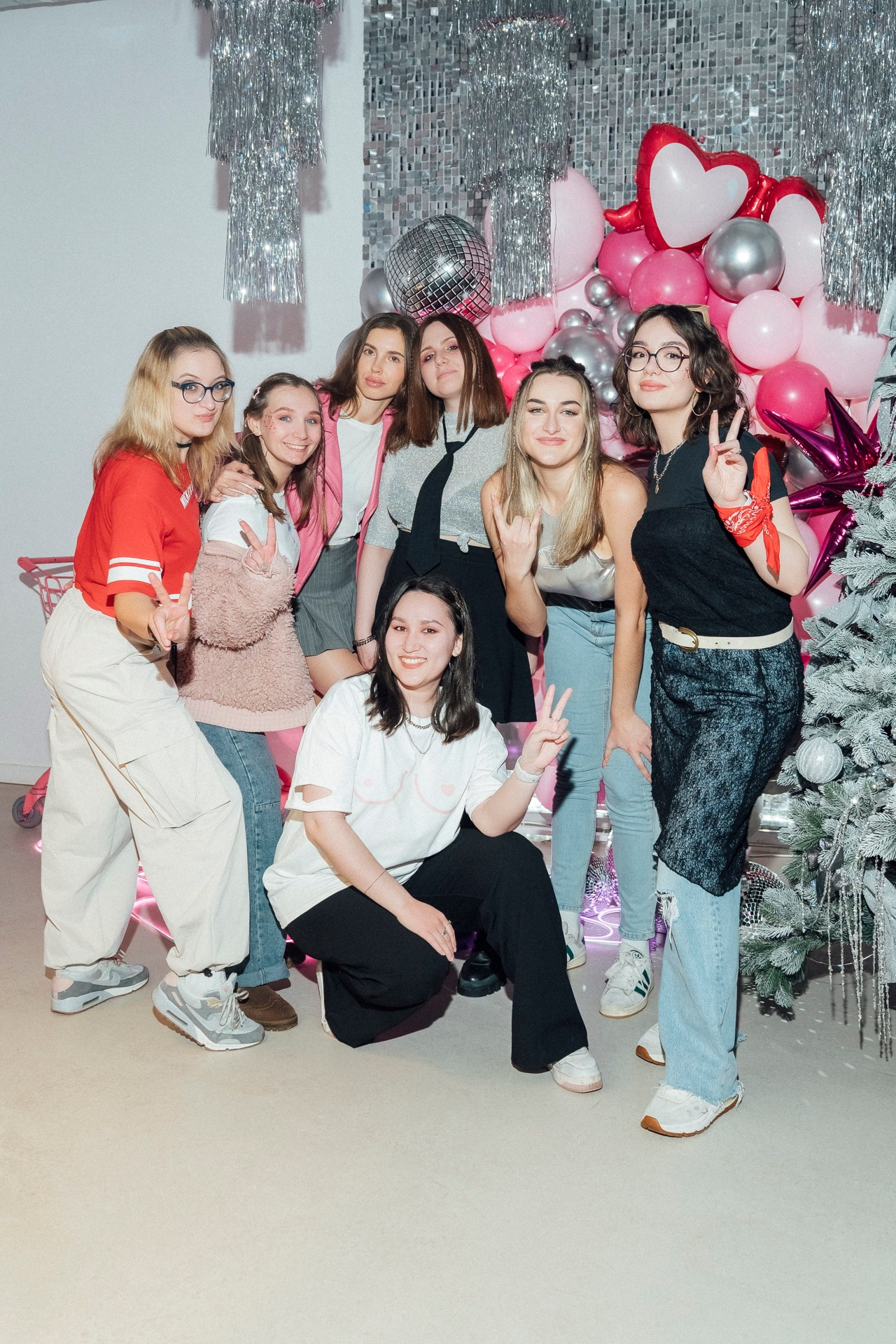 Новый год в стиле 90-х. Фотограф Перминов Никита СПБ