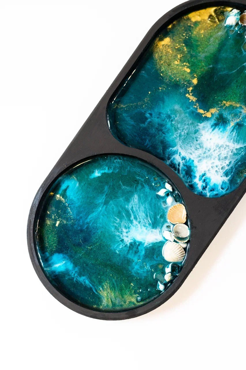 Подставки, менажницы, подносы из смолы. Художник Якимова Юлия картины в интерьер и предметы декора