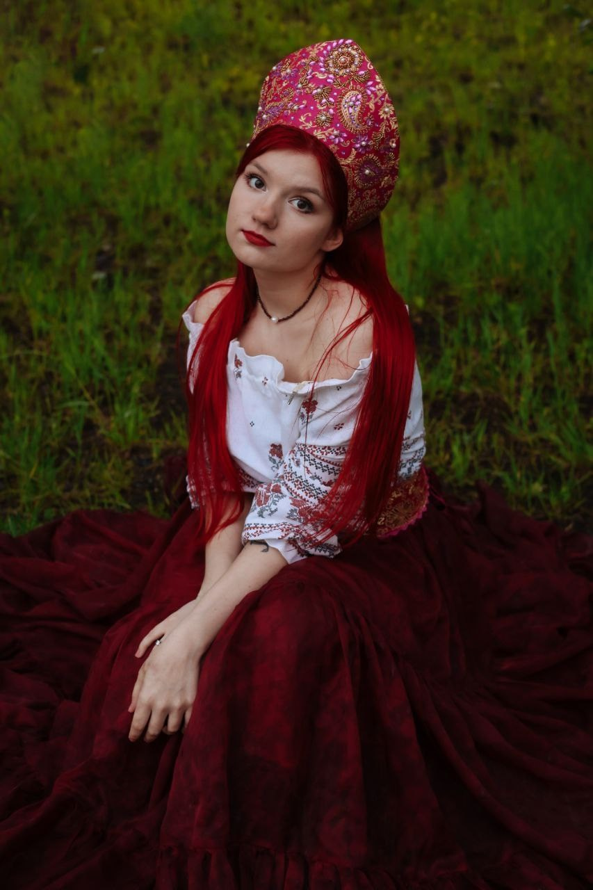 ТЫ КОРОЛЕВА. Фотограф Красноярск съемки лавстори, фотосессия в студии, портретная съемка, творческие фотосессии