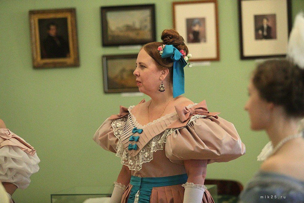 Рождественский бал. Mik25