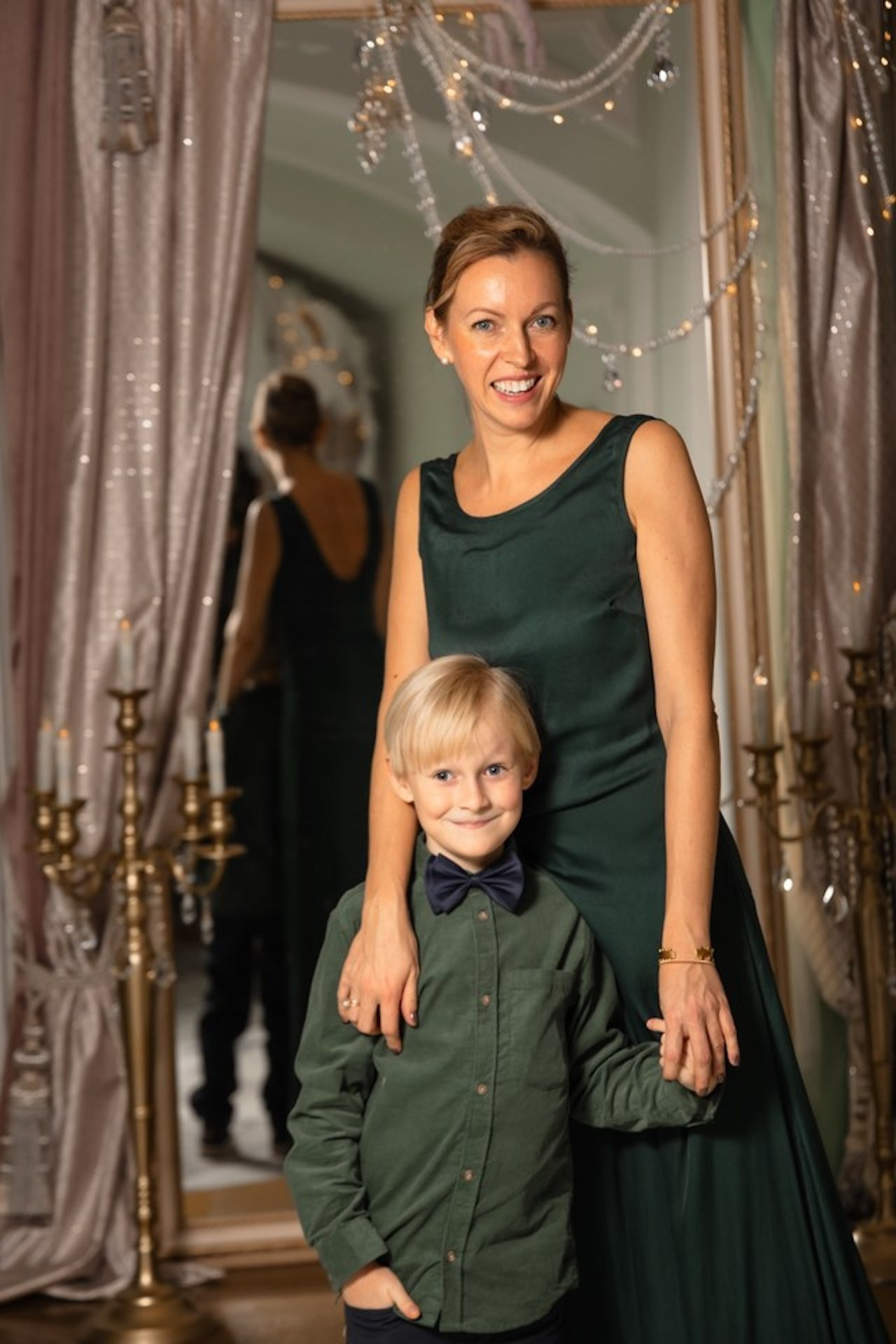 Зажжение новогодней елки в отеле Four seasons. By Twins — фото и видео объединение в Санкт-Петербруге, Москве и Сочи