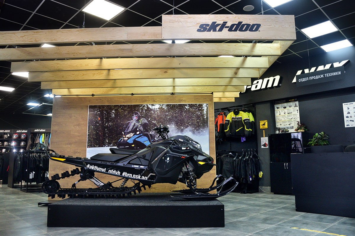 Магазин Активный отдых. Фотограф Сергей Сергеев