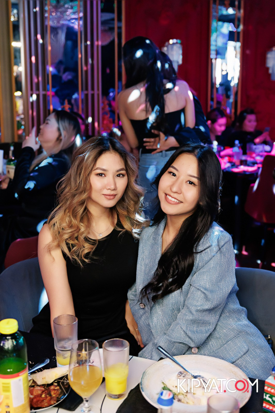 ЗАЯ, НА БИС. КИПЯТКОМ АЛМАТЫ!