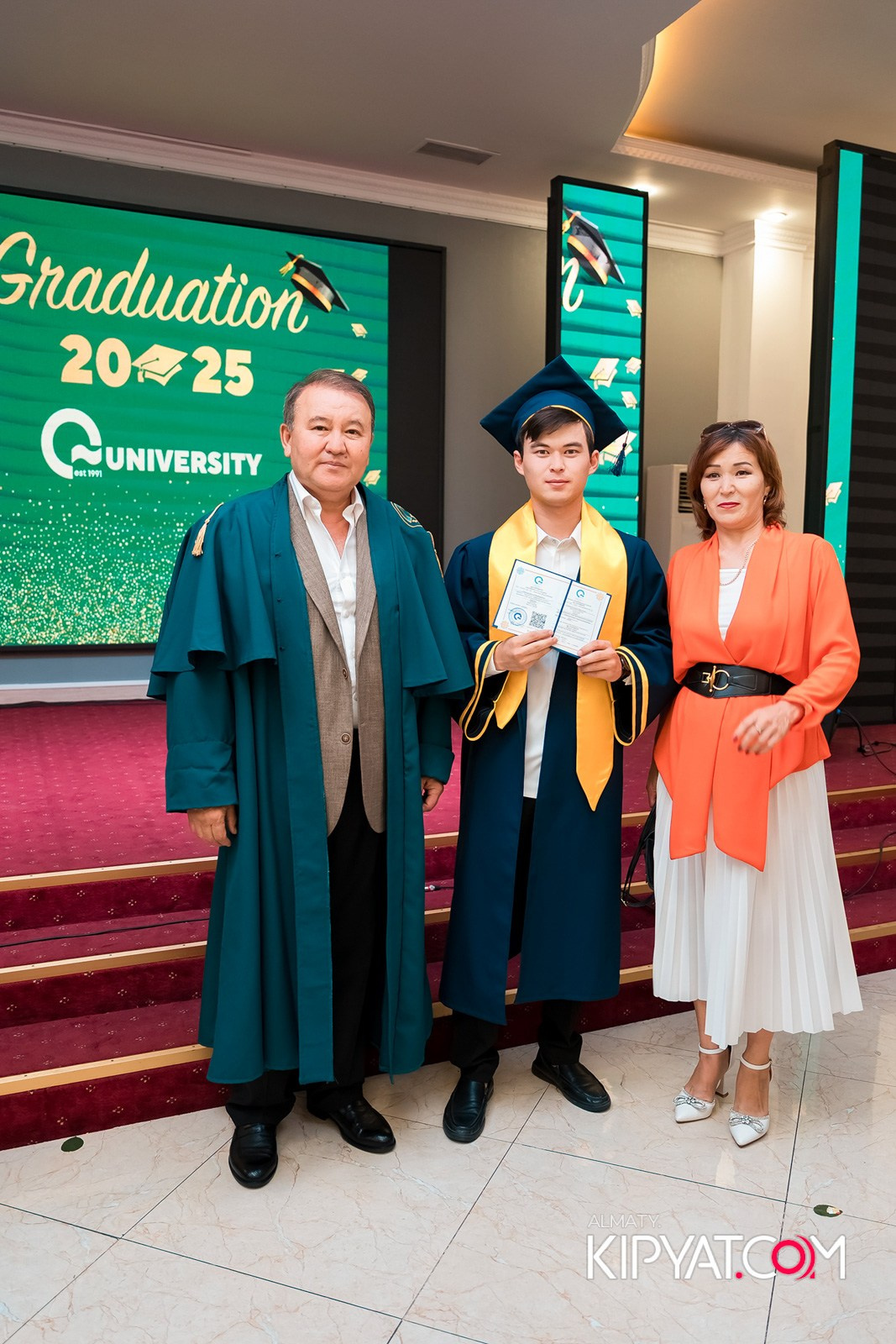 GRADUATION 2025 Q UNIVERSITY. КИПЯТКОМ АЛМАТЫ!