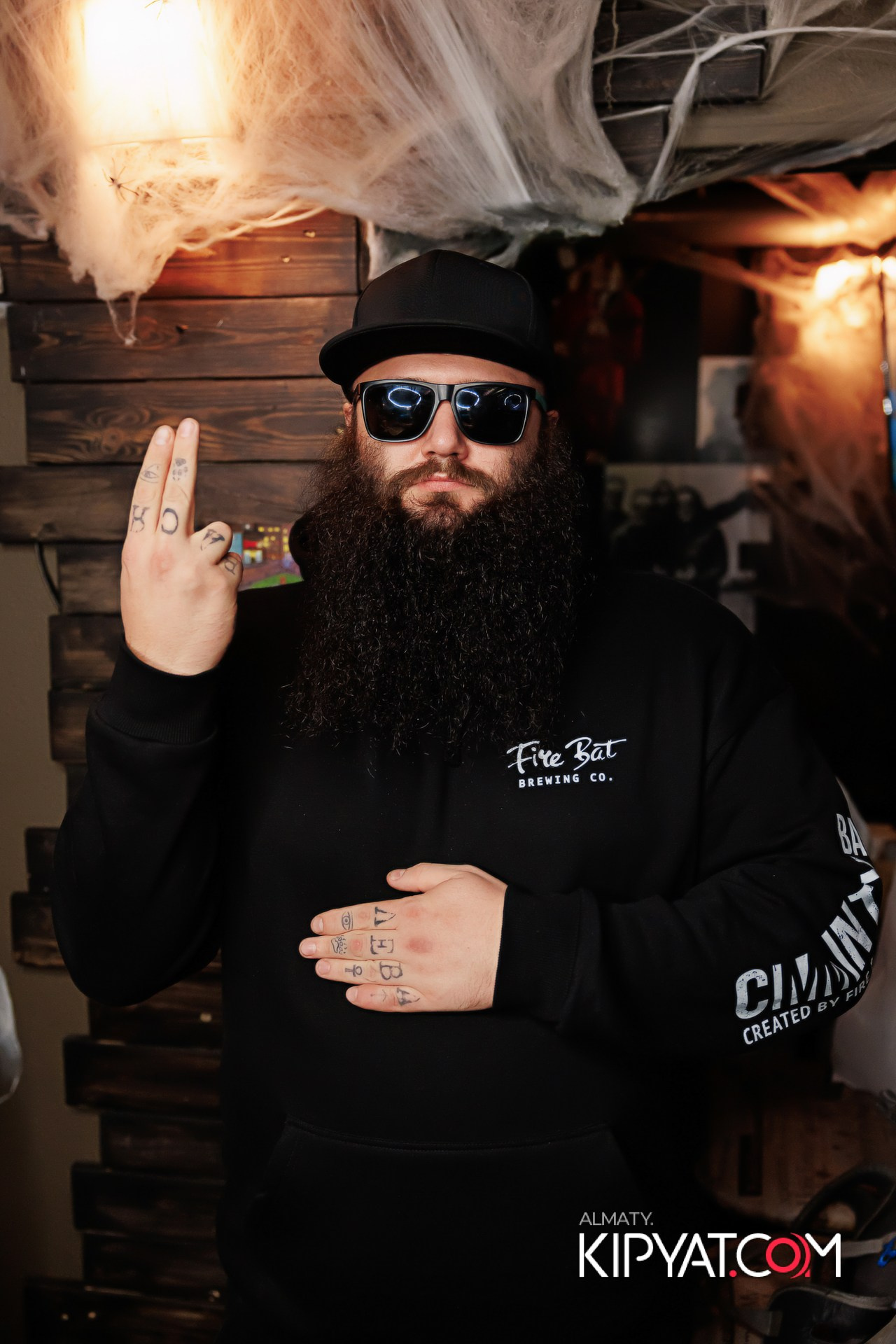 VICTORY PUB. КИПЯТКОМ АЛМАТЫ!