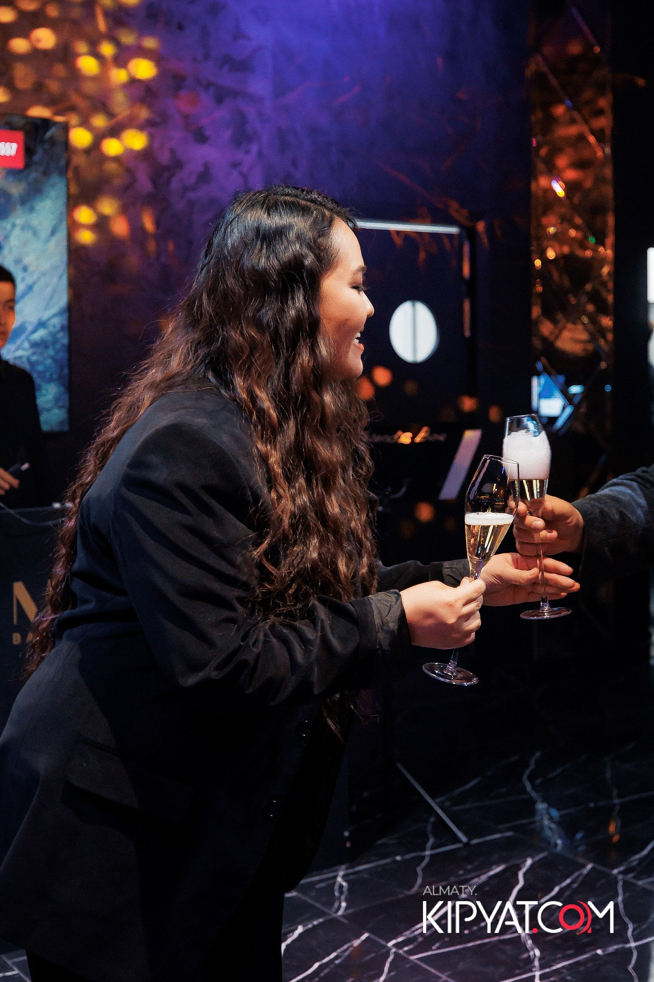 MOOD KARAOKE & TERRACE. КИПЯТКОМ АЛМАТЫ!