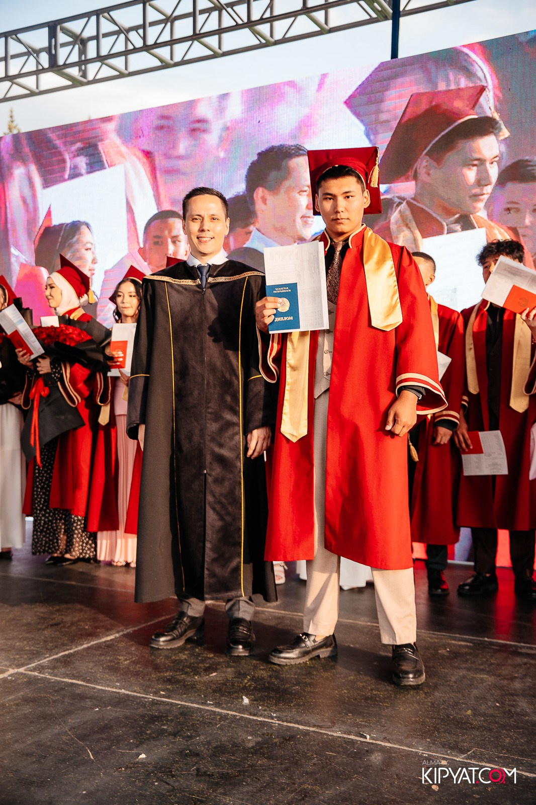 ВРУЧЕНИЕ ДИПЛОМОВ — НАРХОЗ КОЛЛЕДЖ. Part 4. КИПЯТКОМ АЛМАТЫ!