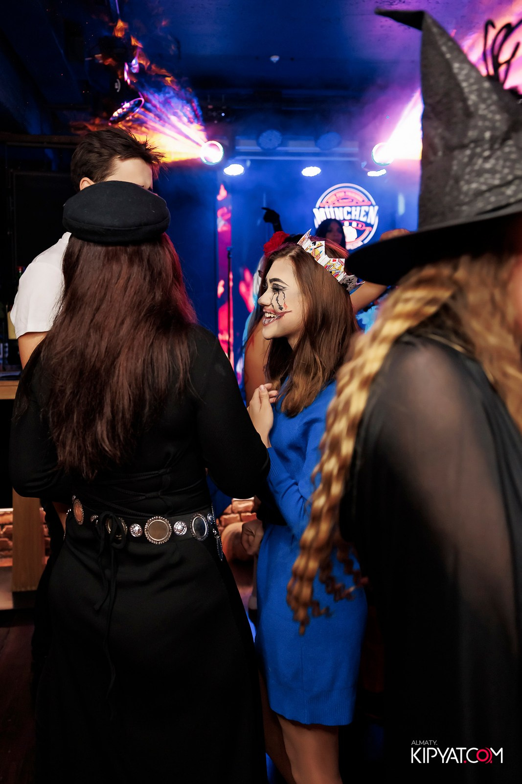 MUNCHEN PUB NA PANFILOVA. КИПЯТКОМ АЛМАТЫ!