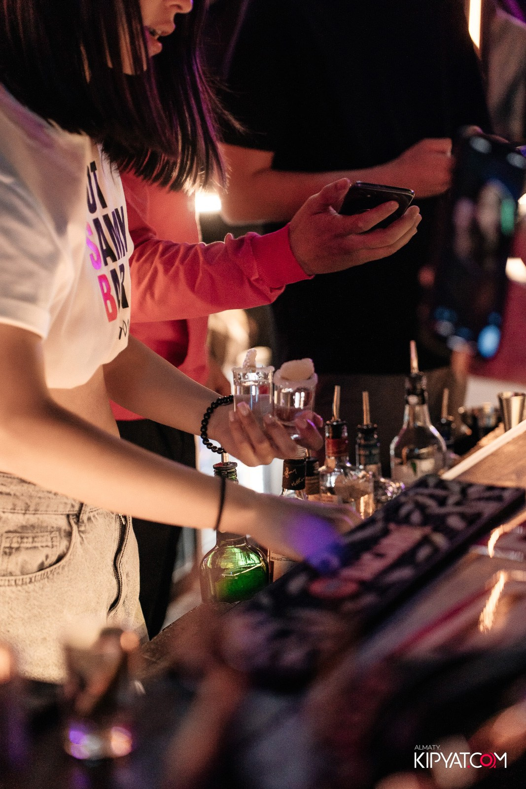 SKY BAR. КИПЯТКОМ АЛМАТЫ!