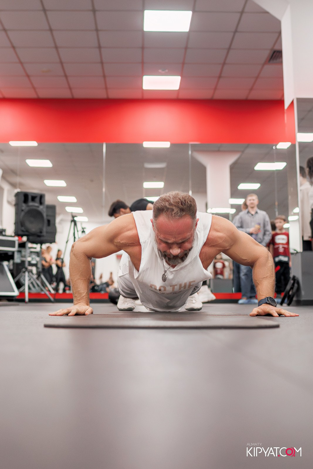 ДЕНЬ РОЖДЕНИЯ ФИТНЕС КЛУБА MIND OF BODY — НАМ 8 ЛЕТ. КИПЯТКОМ АЛМАТЫ!