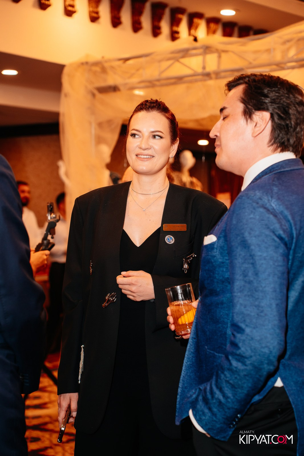 БЛАГОТВОРИТЕЛЬНЫЙ УЖИН В ЧЕСТЬ 30-ЛЕТИЯ ROTARY CLUB OF ALMATY. КИПЯТКОМ АЛМАТЫ!