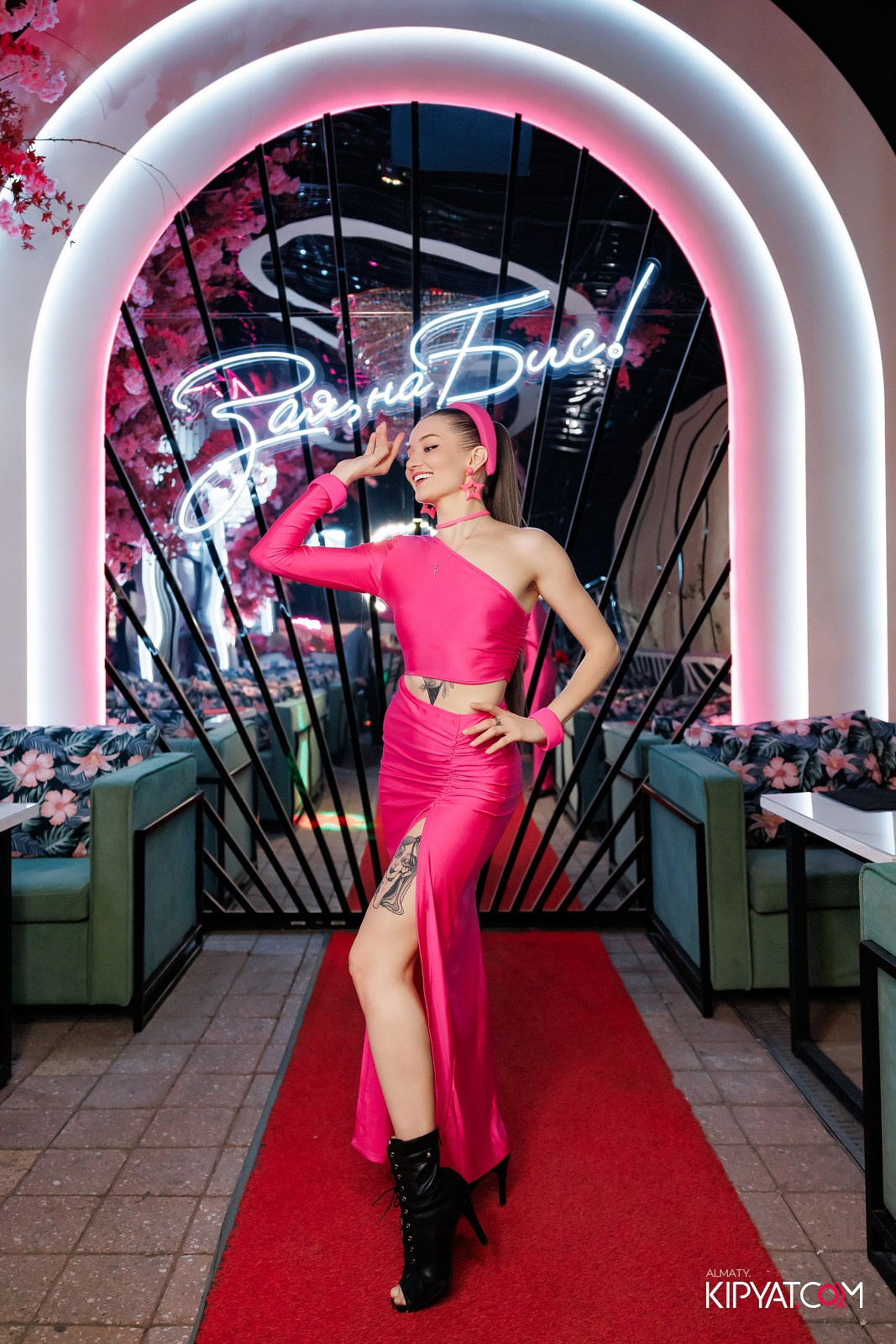 ЗАЯ, НА БИС. КИПЯТКОМ АЛМАТЫ!