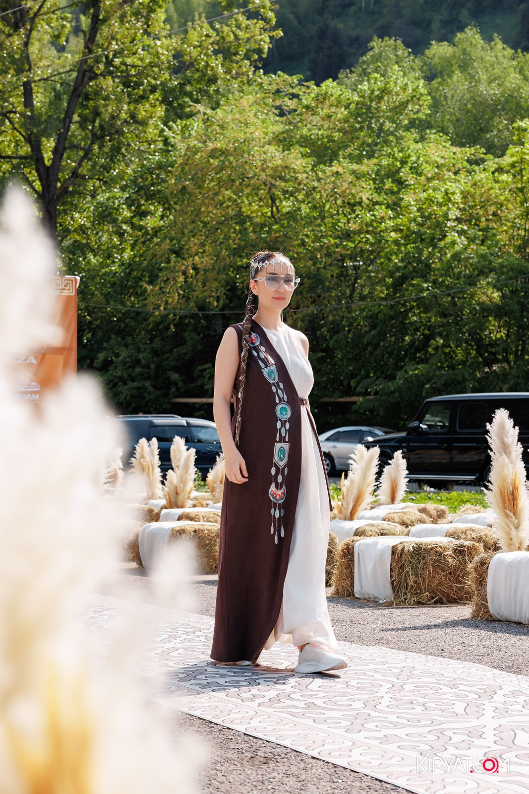 KANG REN TANG. КИПЯТКОМ АЛМАТЫ!