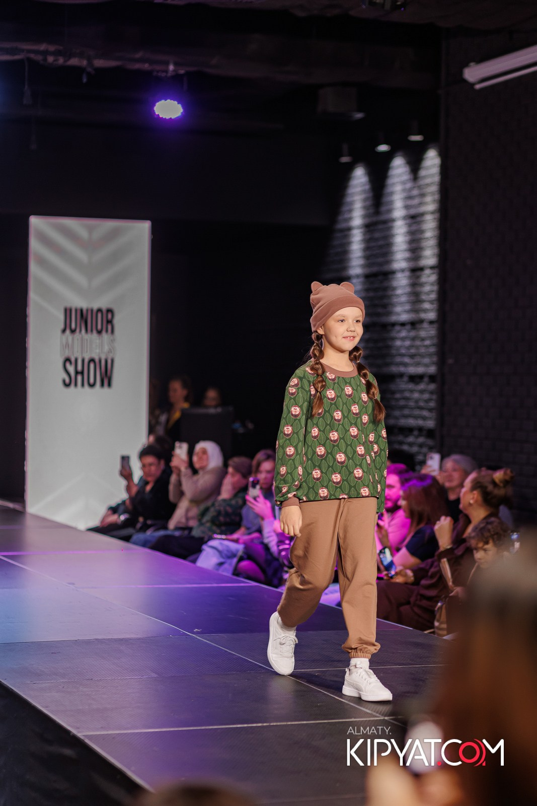 JUNIOR MODELS SHOW В РАМКАХ БЛАГОТВОРИТЕЛЬНОГО ПРОЕКТА МОДА ЗА СЧАСТЬЕ ДЕТЕЙ. КИПЯТКОМ АЛМАТЫ!