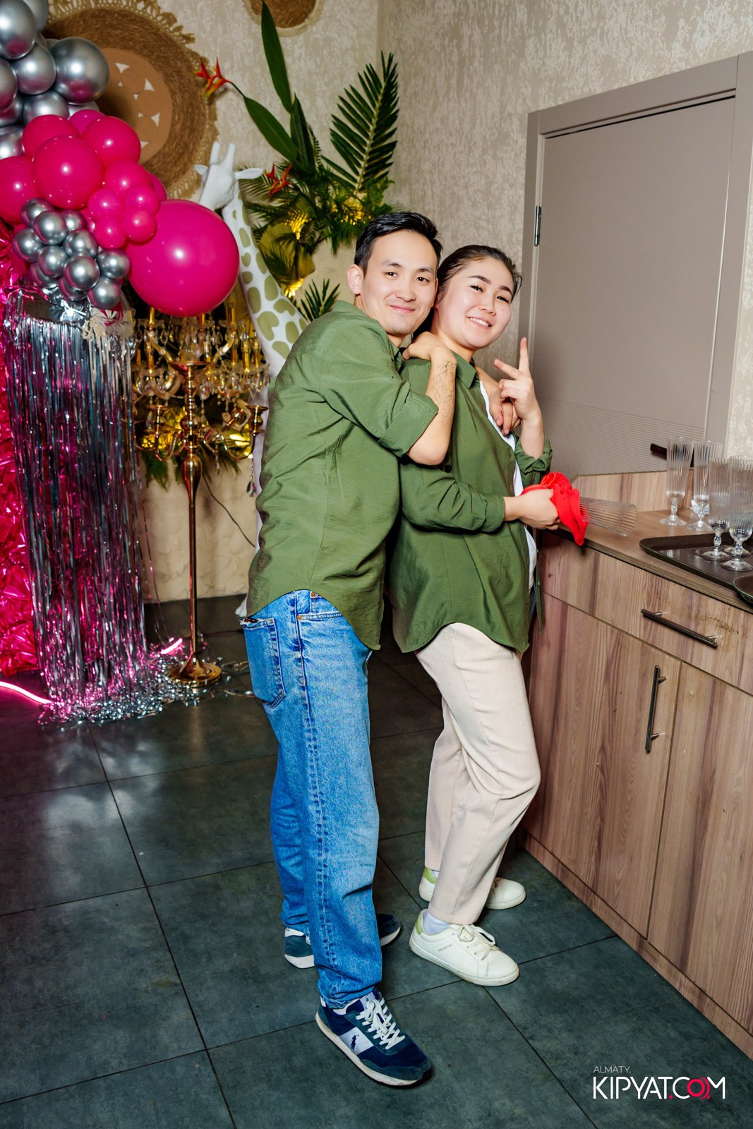 BAY RESTAURANT & BAR. КИПЯТКОМ АЛМАТЫ!