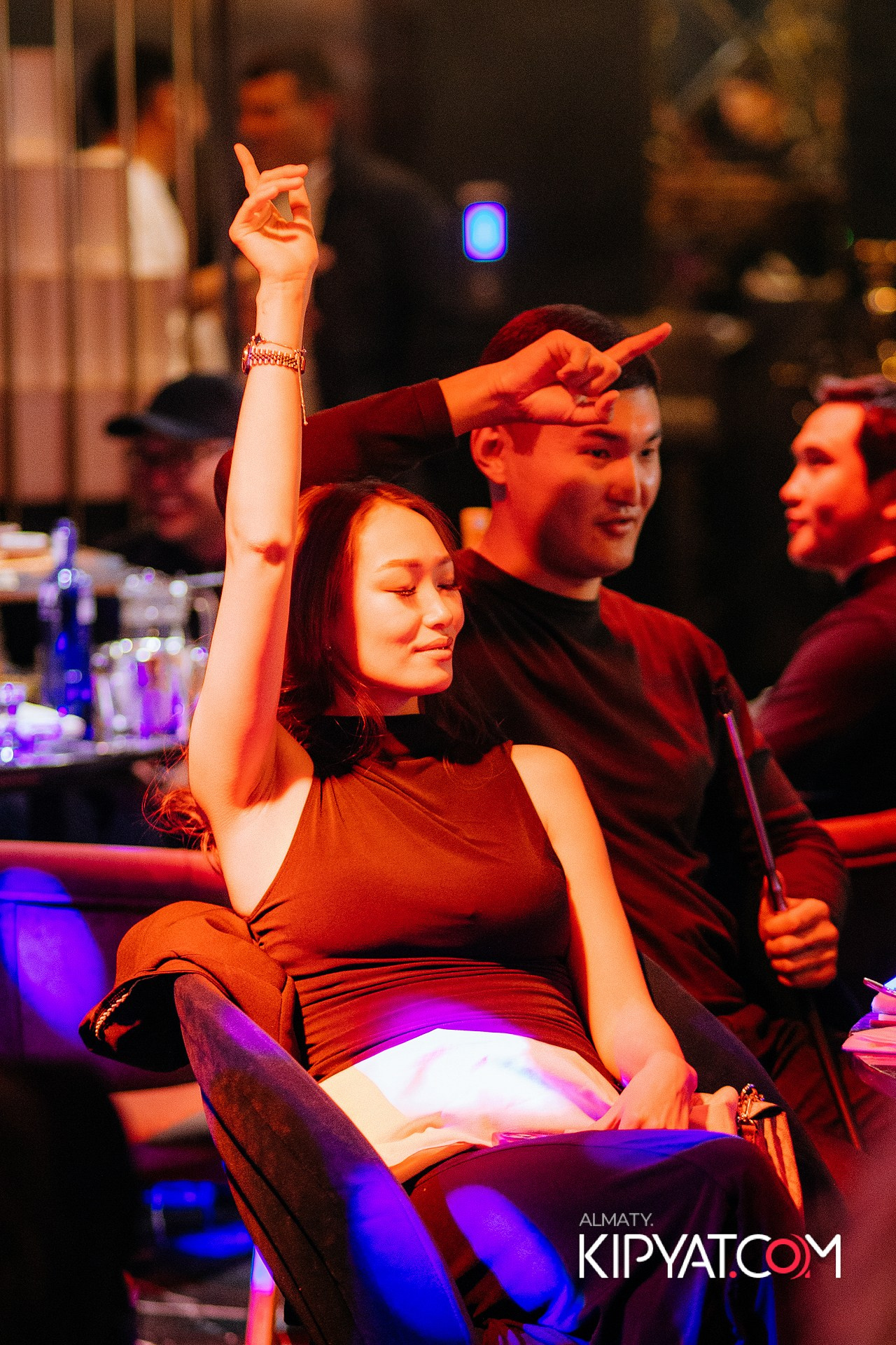 MOOD KARAOKE & TERRACE. КИПЯТКОМ АЛМАТЫ!