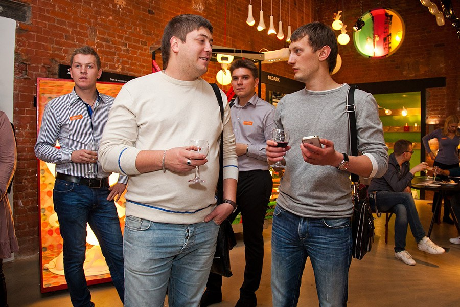 Презентация итальянской мебели в салоне LIGHTERRA, октябрь 2012. Портретные фотографы в Москве — Анна и Алексей Бородины
