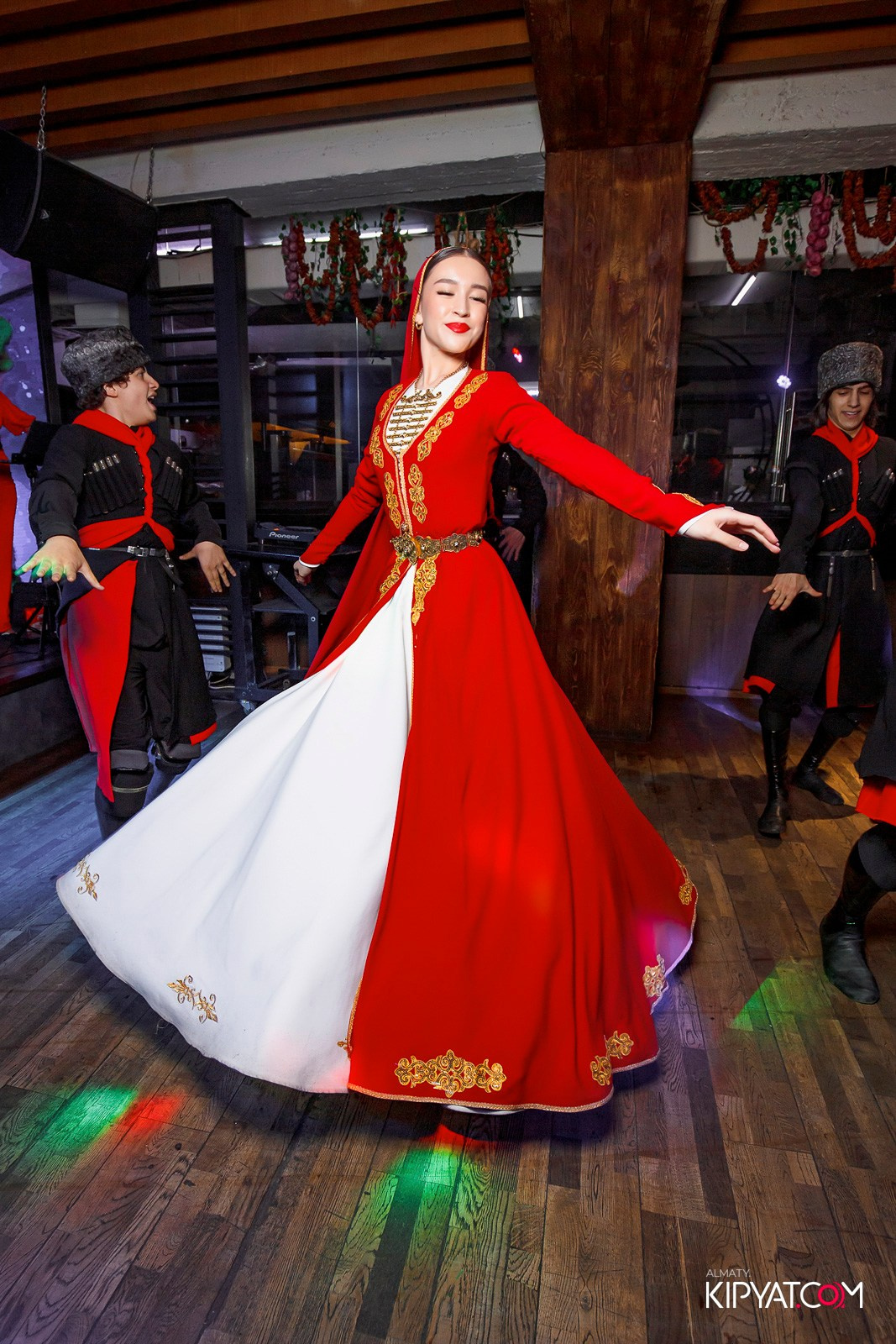 ВАХТАНГУРИ. КИПЯТКОМ АЛМАТЫ! Фотосъемка мероприятий в Алматы