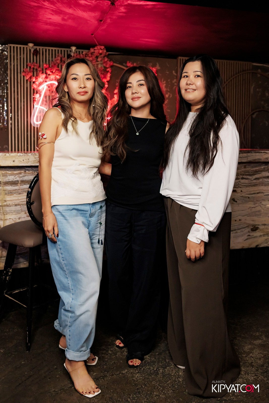 МУЗЫКАЛЬНОЕ ЛОТО В HIT RETRO. КИПЯТКОМ АЛМАТЫ!