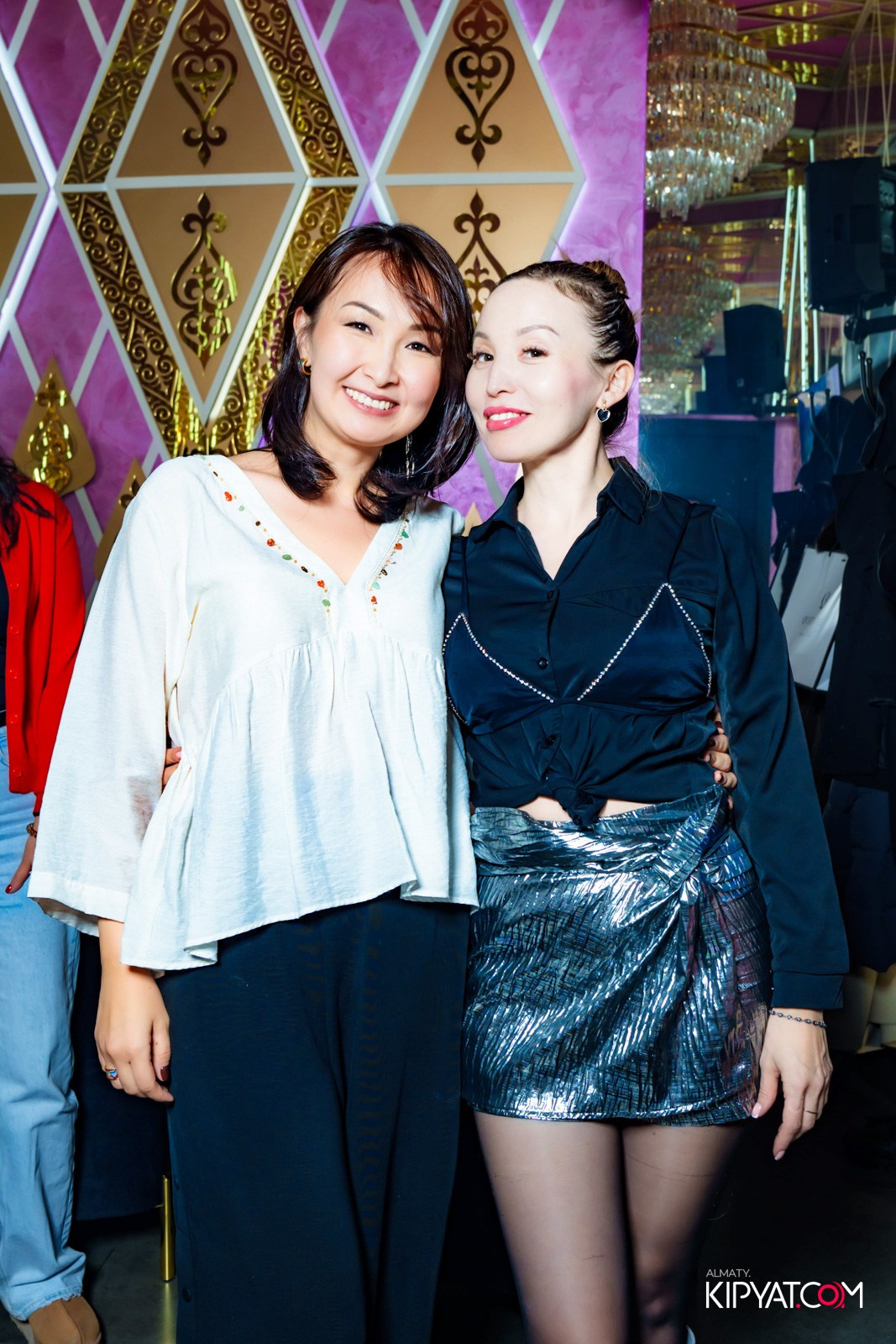 MOOD KARAOKE & TERRACE. КИПЯТКОМ АЛМАТЫ!