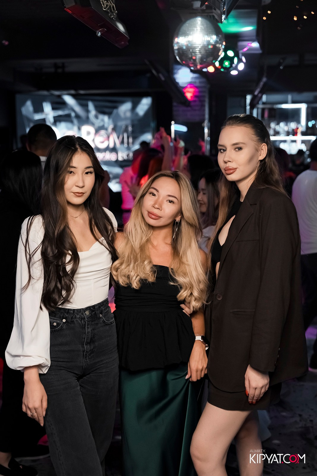 КАРАОКЕ DO RE MI. КИПЯТКОМ АЛМАТЫ!